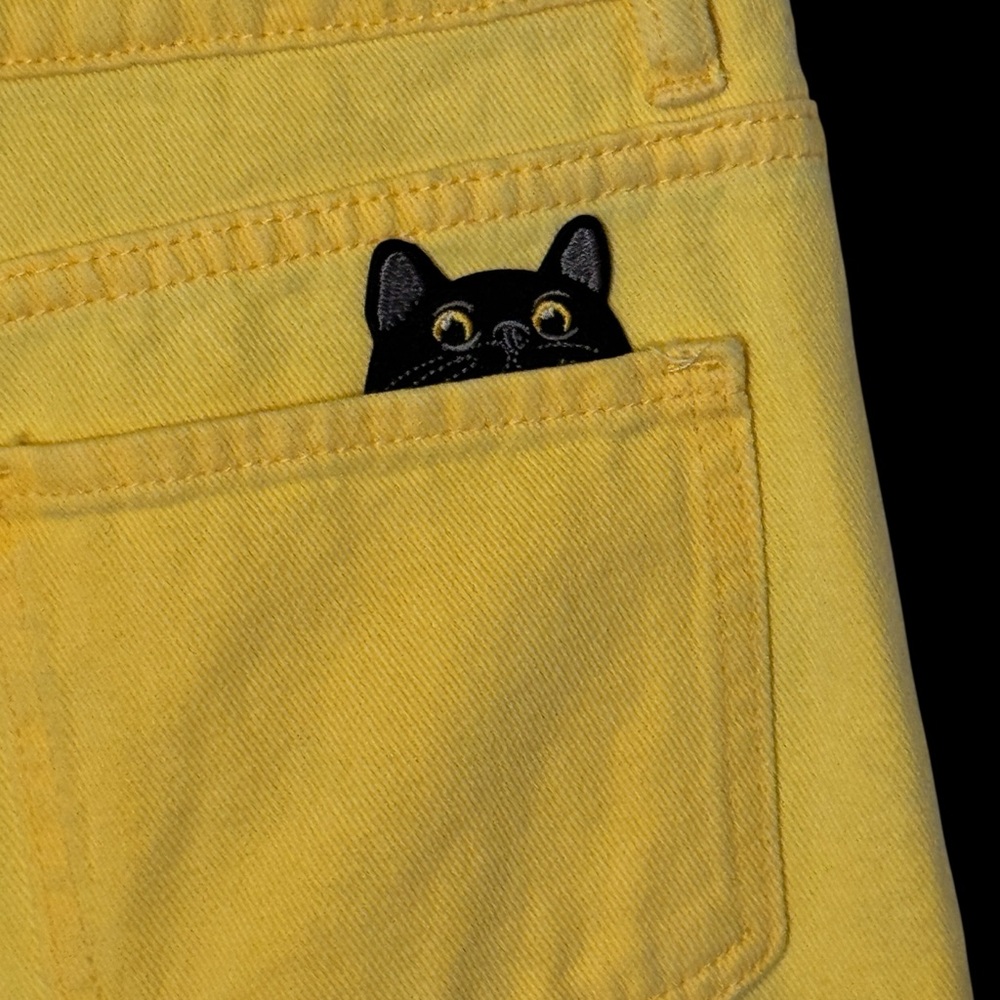 Upcycled Yellow Jeans with Gucci Cat Patch - Picture 7 of 8